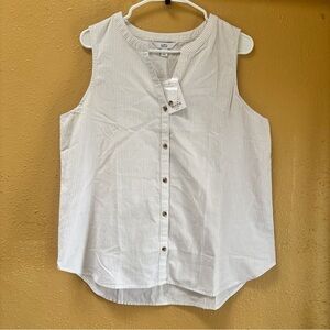 Casual Croft & Barrow tan Striped Sleeveless Button-Down Shirt size M